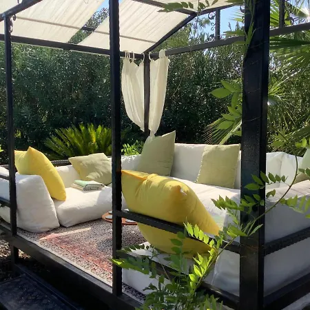 Amber With Private Garden And Pool Villa *
